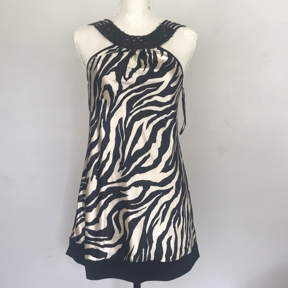 Unit Tops - Unit NWOT zebra sleeveless top Size M